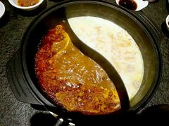 -煲宫猪肚鸡(昆山金鹰国际购物中心店)