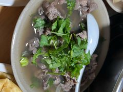 -大众跷脚牛肉馆·非遗传承单位(峨眉山店)