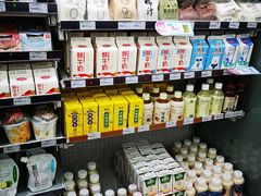 -全家便利店(东直门店)