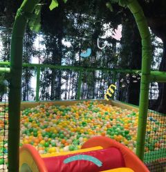 -奇幻丛林(佛罗伦萨小镇店)