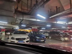 -日月光中心-停车场