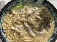 -明呈黄鱼面馆(斜土路店)