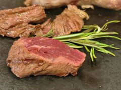 自主火山岩石烤羔羊里脊肉-Entrecôte 法国牛扒馆(保利·时光里店)