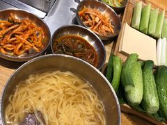 -河坝烧烤串城(金达莱店)