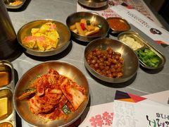 -草家酱蟹炭火烤肉店(珲春南路一店)