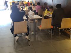 用餐区-麦当劳(松江店)