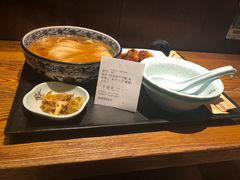 秘制焖肉面-吕纪蘇面(保利广场店)