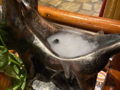 -老牌坊云南鱼豆花火锅(爱建店)