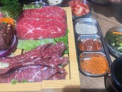 -香猪坊韩国烤肉专属门店(魏公村店)