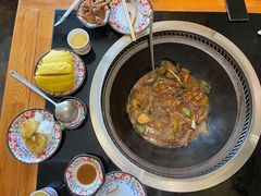 -粘豆包铁锅炖二部(温泉街店)