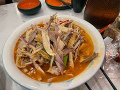 -乡村馕坑肉·烧烤·新疆菜·本地人更爱吃(阿勒泰首店)