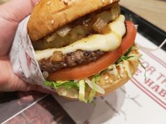 -The Habit Burger Grill 哈比特汉堡(爱琴海店)