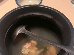 -八府香鸭·啫啫煲(华山路店)