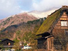 -白川乡与五箇山的合掌构造村落