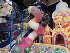 -蓝精灵乐园·世茂精灵之城主题乐园