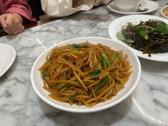 -小菜园新徽菜(宜兴八佰伴店)