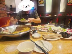 -家乡重庆火锅店