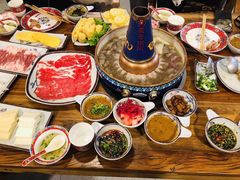 苏尼特冰煮羊-毛辣果·贵州红酸汤牛肉火锅(西单店)