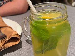 -Efes Turkish & Mediterranean Cuisine 艾菲斯餐厅(陆家嘴店)