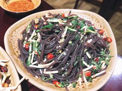 -卡拉农庄 正宗斗鸡肉