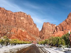 -天山神秘大峡谷