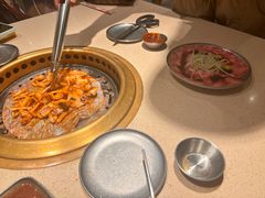 -蚂蚁洞·烤肉大营地(上海静安大悦城店)