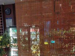 -八府香鸭·啫啫煲(华山路店)