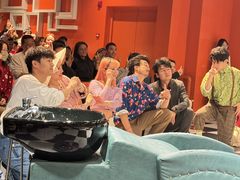 -瑞虹新天地月亮湾