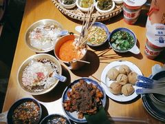 -包整·丝娃娃(一览甲秀楼风景店)