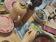 -歪胖子·山野鲜货火锅(南通长江镇店)