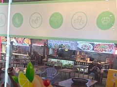 -鸿通城购物中心