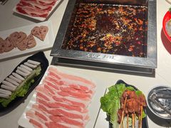 -二荆条·蜀鲜汇城市森林火锅