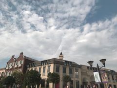 -王府井奥莱临潼小镇(临潼店)
