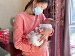 -苏州雏渐肥月嫂