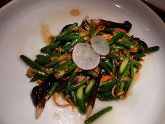 鸡枞菌炒童子黄瓜-映水芙蓉(上海万象城店)