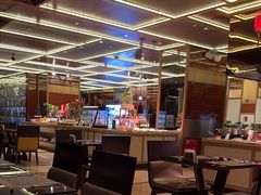 -大中华希尔顿酒店-念自助餐·嗨啤·小龙虾