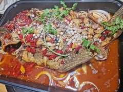 烤盘清江鱼香辣-小小河边鱼(天润城店)