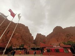 -天山神秘大峡谷