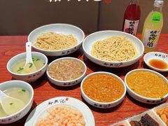 -裕兴记•蟹黄面馆(人民广场店)