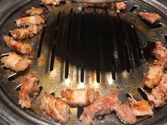 超厚五花肉-韩聚屋韩国烤肉餐厅(新北万达店)
