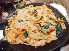 干炒牛河-潮十三潮汕砂锅粥(高新四路大都荟店)