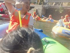 -安吉龙王山峡谷漂流