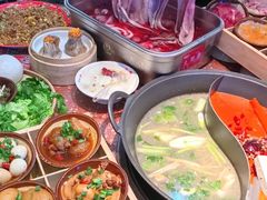 -赵美丽·重庆社区火锅·直营店(火车东站·中豪国际店)