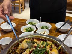 -乡土特色.冷锅鱼.牦牛肉汤锅