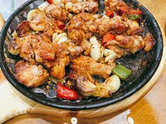 -老东镇啤酒屋海鲜加工·蒸汽海鲜·海鲜烧烤(台东店)