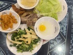 -桥香园云南过桥米线(金马碧鸡店)