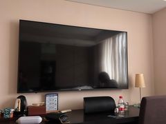 -桔子酒店(上海西藏北路地铁站店)