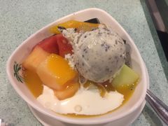 雪糕幻彩明珠-松记糖水店(铜锣湾分店)