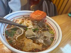 -小椒羊.羊肉粉 龙虾 羊肉串(新地旗舰店)