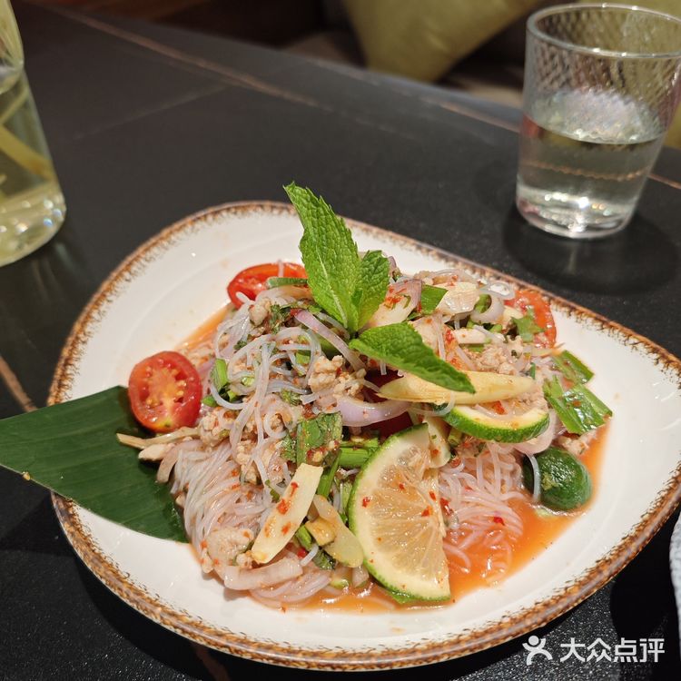 菜品用料不错的一家泰菜